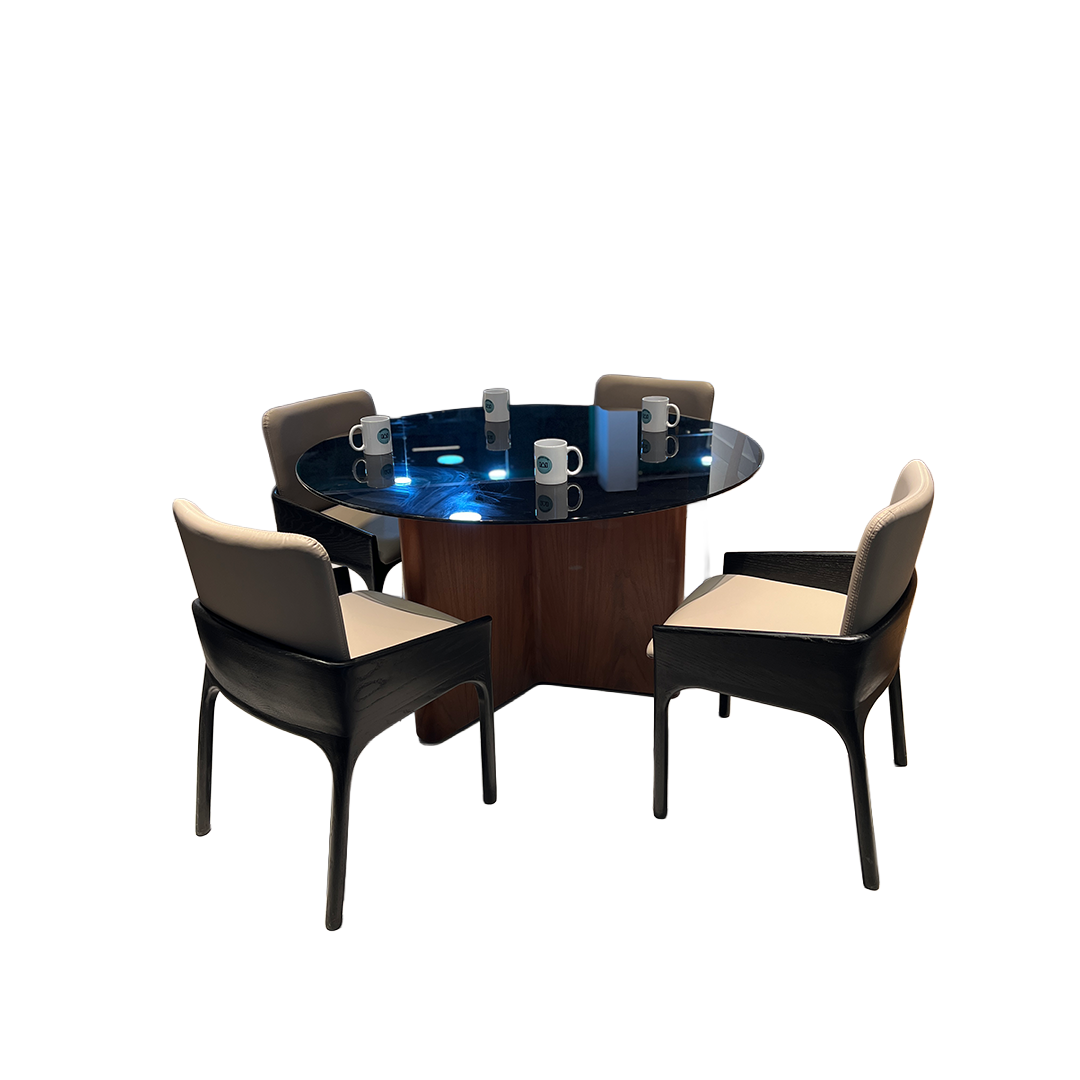 Lou Dinning table